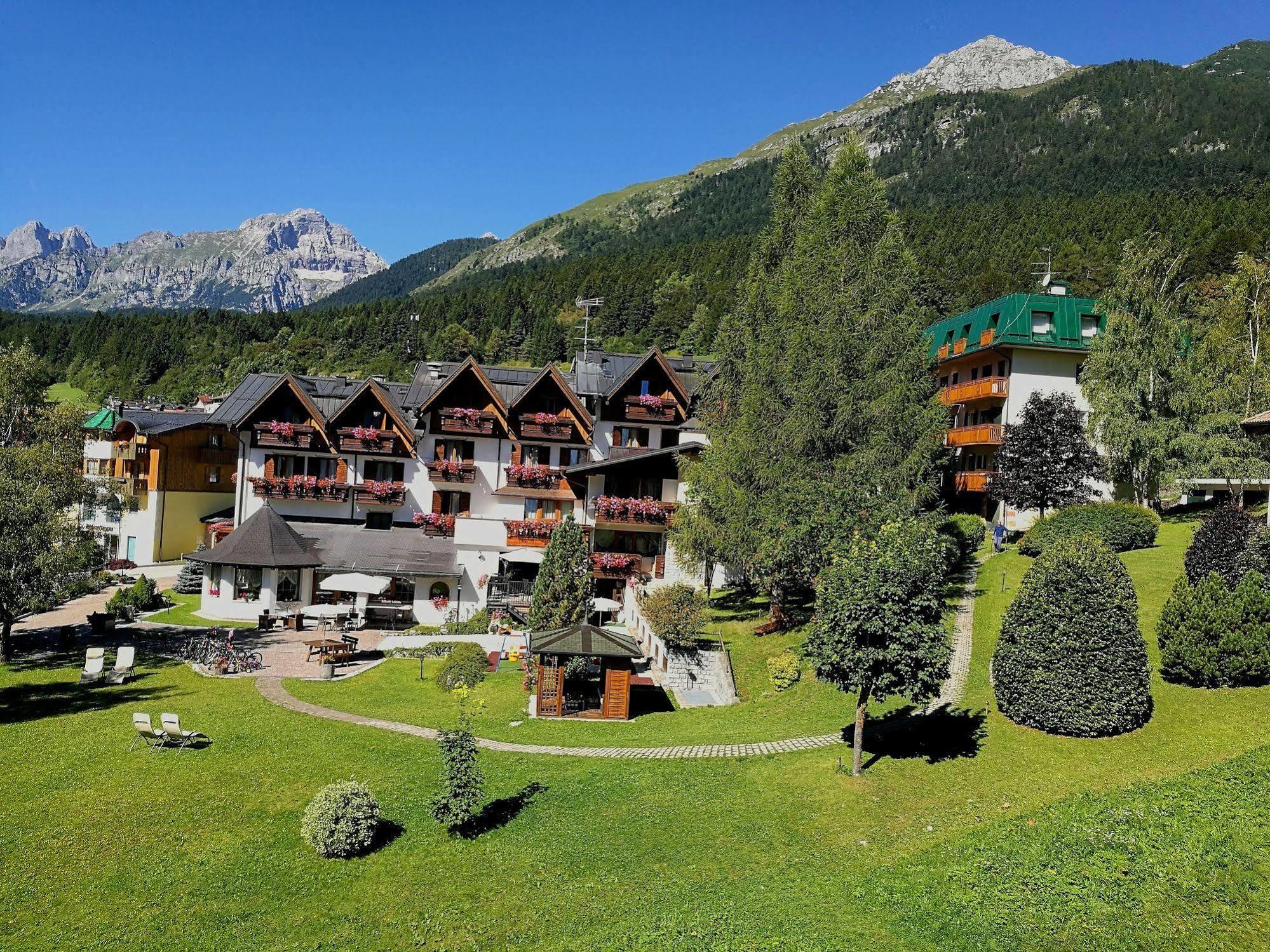 Il Piccolo Dolomiti Resort 安达洛 外观 照片