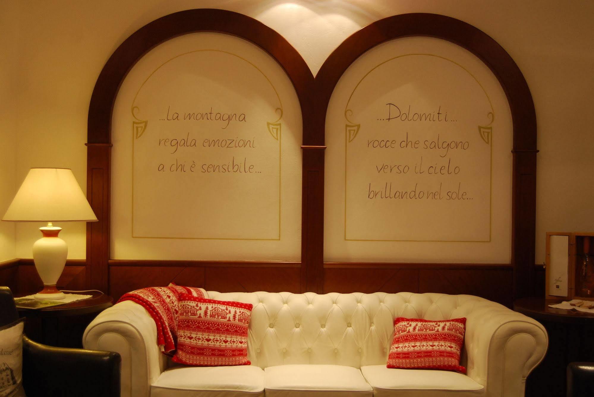 Il Piccolo Dolomiti Resort 安达洛 外观 照片