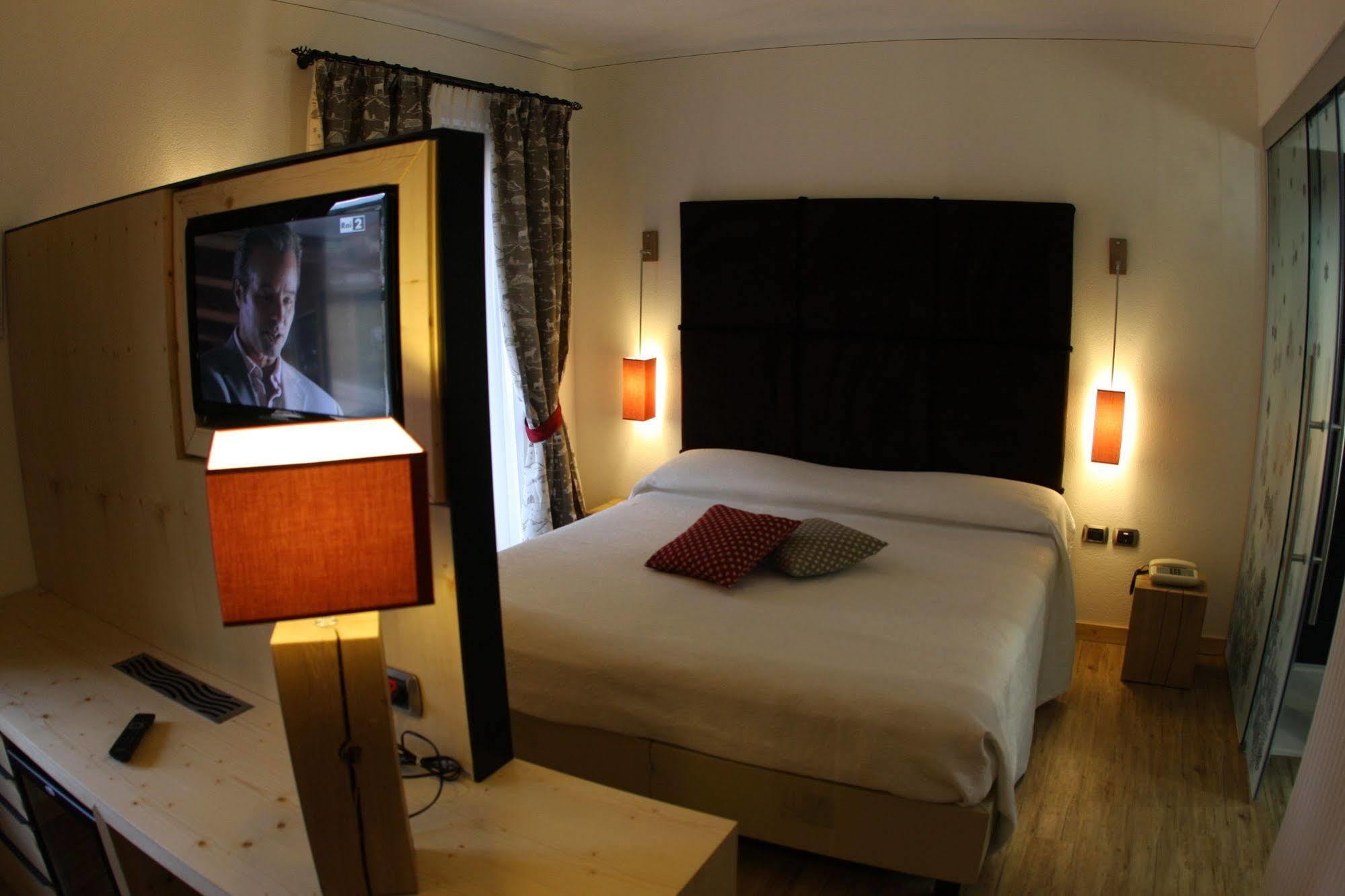 Il Piccolo Dolomiti Resort 安达洛 外观 照片